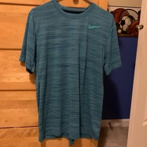 Nike Dri Fit Shirt Size Large